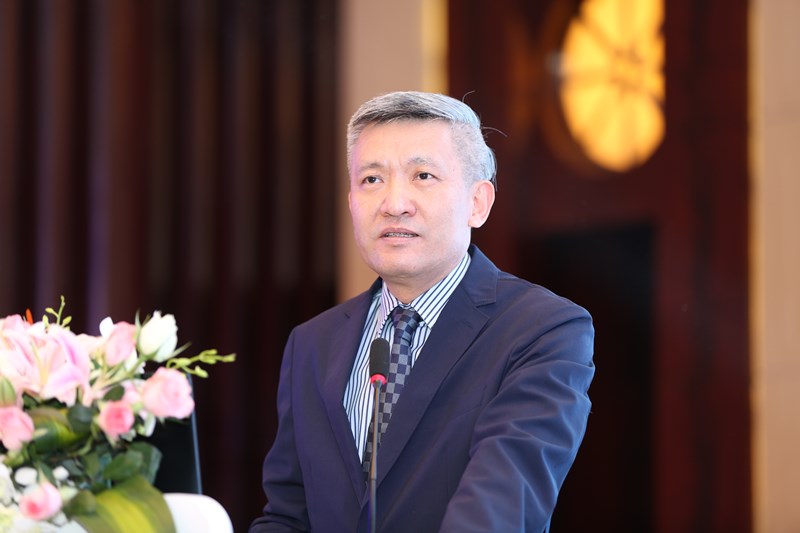 張羅教授(shou)2_副本(ben).jpg 張羅教授(shou)2_副本(ben).jpg
